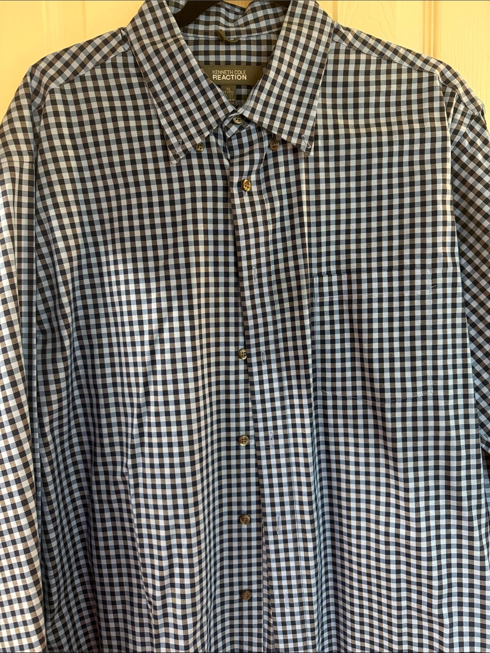 Kenneth Cole Reaction Men's Navy and White Gingham Button-Down Shirt